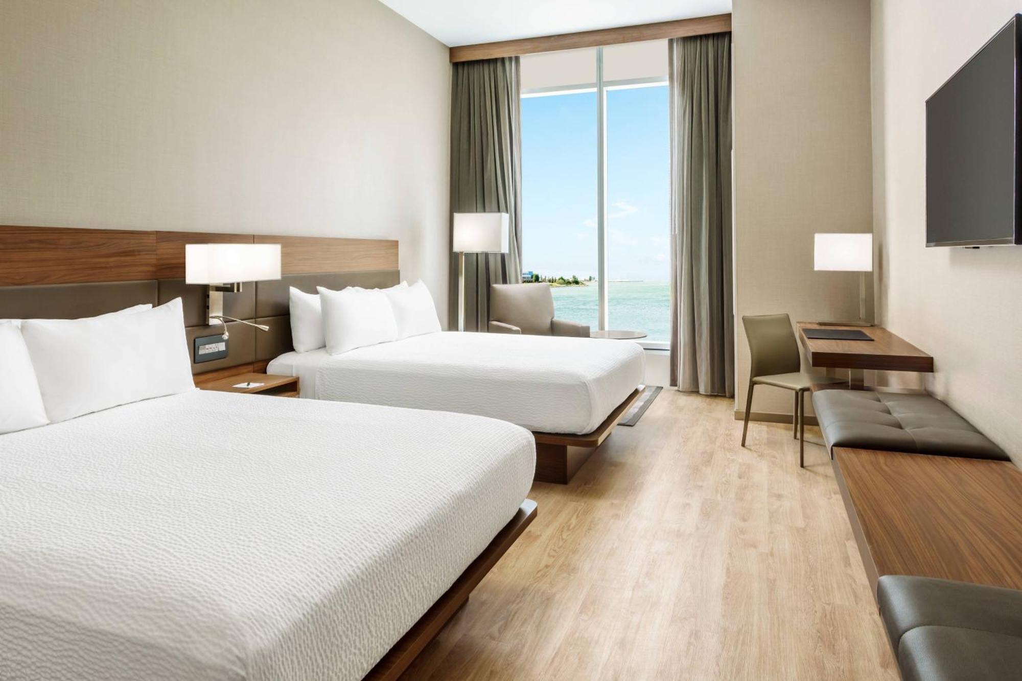 Ac By Marriott San Francisco Airport/oyster Point Waterfront South San Francisco