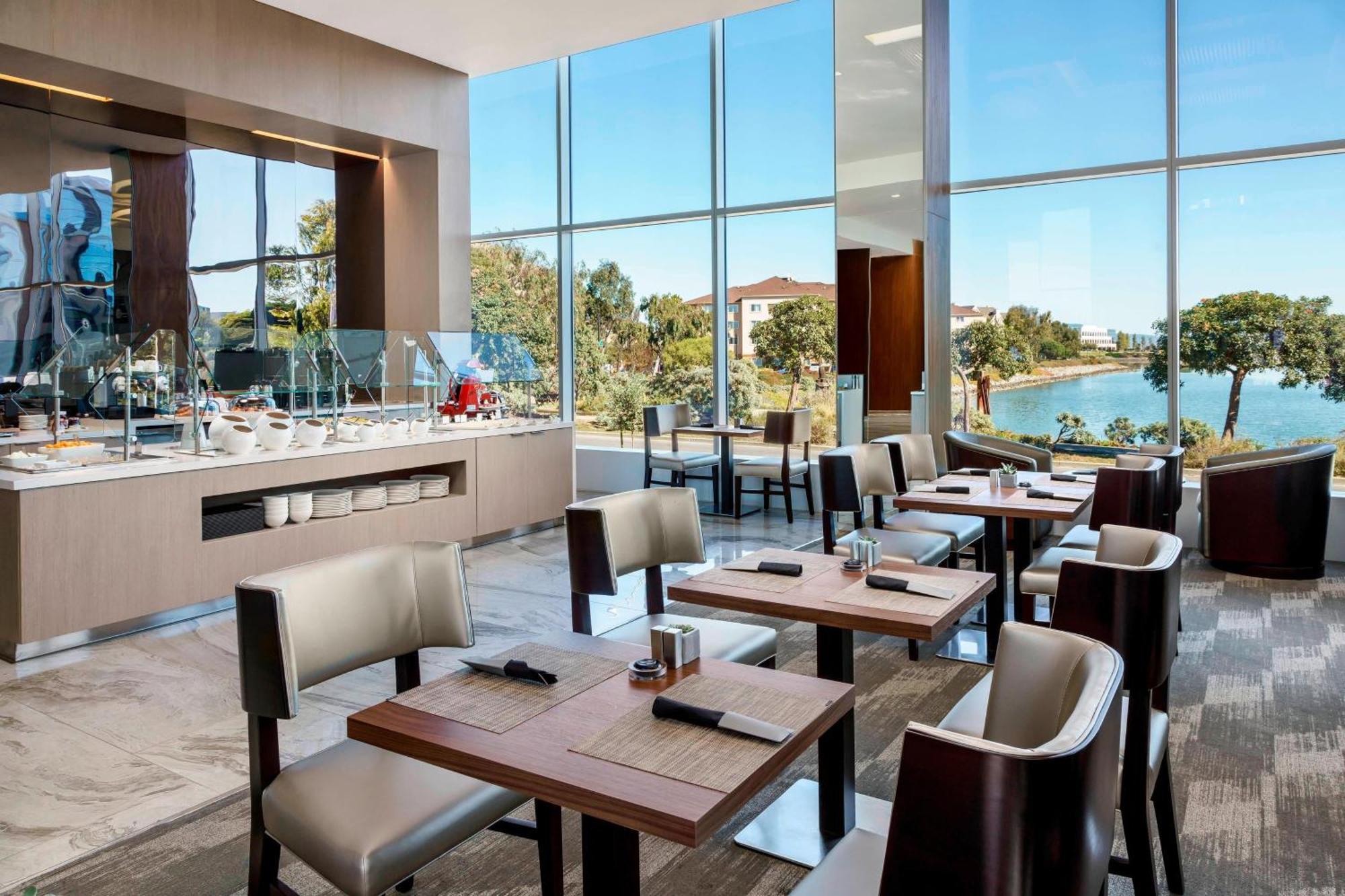 Ac By Marriott San Francisco Airport/oyster Point Waterfront South San Francisco
